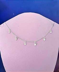 Choker de prata corações de zircônias pendurados