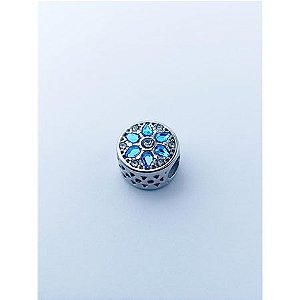 Berloque de aço passante flor azul com zircônias