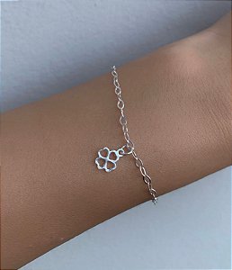 Pulseira de prata trevo vazado