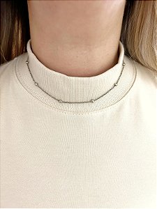 Colar de aço veneziana com bolinhas