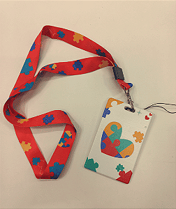 Cordão de Identificação Autismo Com Crachá Estampa de Coração