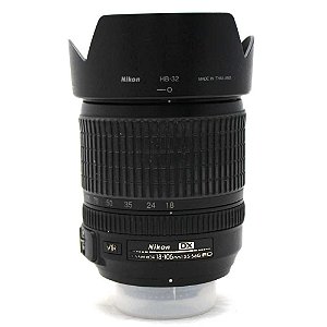 Lente Nikon AF-S DX Nikkor 18-105mm f/3.5-5.6G ED VR com Parasol Seminova