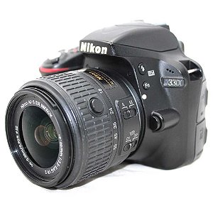 Câmera Nikon D3300 com Lente 18-55mm f/3.5-5.6G VR II  Seminova