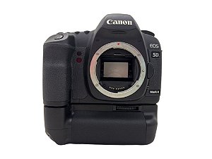 Câmera Canon EOS 5D Mark II Corpo com Grip Vello Usada