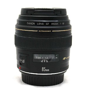 Lente Canon EF 85mm f/1.8 USM Seminova