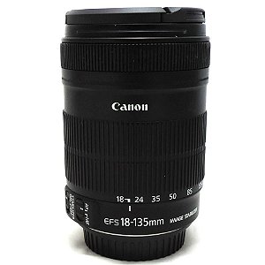 Lente Canon EF-S 18-135mm f/3.5-5.6 IS Seminova