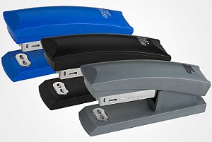 Grampeador GP1001- corpo plástico - p/até 20 fls - 10,4cm - BRW