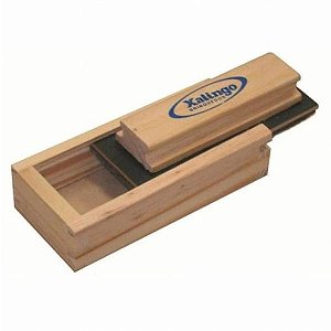 Apagador de madeira com caixa para giz - Xalingo