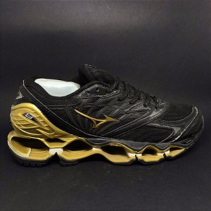 Tênis Mizuno Wave Prophecy 8 Preto / Dourado