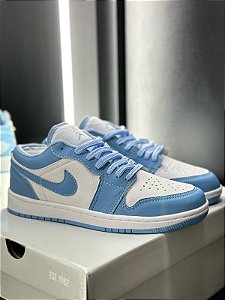 Tênis Nike Air Jordan 1 Low Branco/ Azul Bebê