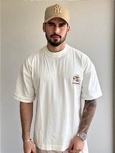 Camiseta T-Shirt Over Million