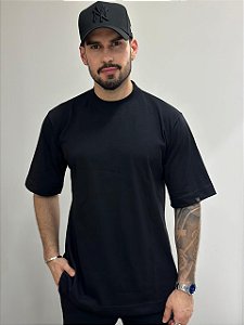 Camiseta FB Exclusive Over Basic Preta