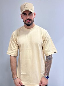 Camiseta FB Exclusive Over Basic Vanilha