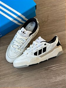ADI 2000 BRANCO/ PRETO