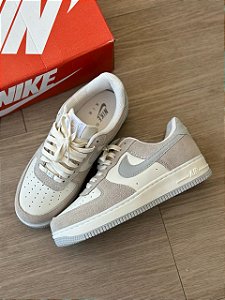 AIR FORCE 1 CAMURÇA OFF/ MARROM