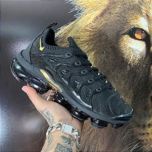 Air VaporMax Plus USA Novelship Buy and Sell Sneakers