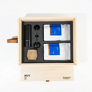 Kit Vivência, 2 pcts de 100g, 1 moedor manual e 1 copinho de cerâmica