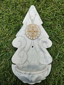 Pia de Água Benta em resina - Medalha de São Bento