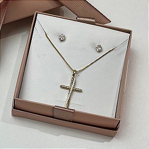 Conjunto Pontinho de Luz Cruz Cravejada - Dourado - Semijoia
