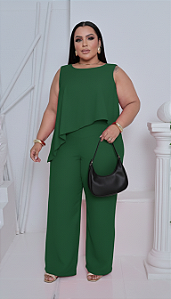 Macacão Feminino Plus Size com Sobreposto Verde Bandeira