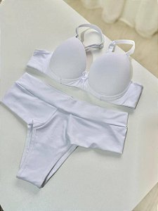 016 CONJUNTO TANGA ALTA