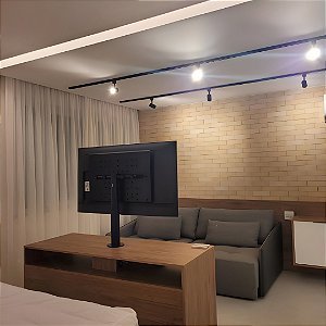 Suporte Giratório TV _ Fixação Móveis _ Modelo com Pino - Regulagem Altura de 56cm a 68cm - Cor Preto - Para TV's de 32" a 55"