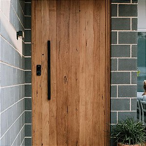 ESTOQUE - Puxador 70cm total x 30cm entre furos x Largura 3,2cm - Plano - Preto - Alumínio (Não enferruja)