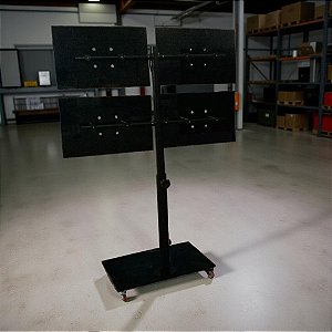 Suporte Pedestal para 4 TVs — Aço Carbono Preto (Regulagem de Altura)