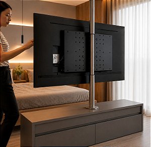 Suporte Giratório TV _ Fixação Móvel e Teto - Inox Escovado - Regulagem Altura de 1,45m a 2m - Para TV’s de 32” a 75”