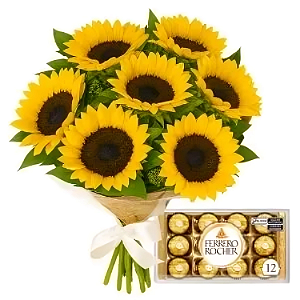 059 - Buquê com 7 girassois e Ferrero