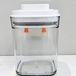 POTE HERMÉTICO COM TAMPA SISTEMA CHAVE ABERTA E FECHADA 700ML