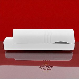 ROLO ADESIVO LAVÁVEL PORTÁTIL DE PLÁSTICO  10x3cm