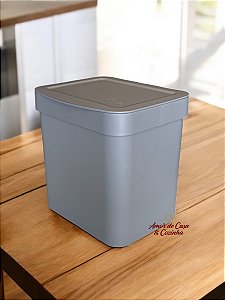 LIXEIRA DE BANCADA OU PISO TRIUM 4,7L