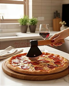 CORTADOR DE PIZZA MACHADINHA AÇO INOX BAMBU 20,5CM