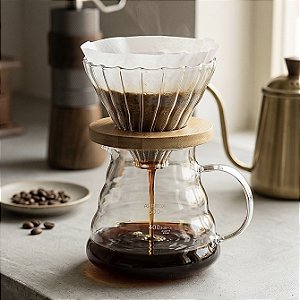 CAFETEIRA DE VIDRO COM SUPORTE DE BAMBU PARA COADOR