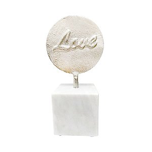 ESCULTURA MÁRMORE E ALUMÍNIO LOVE