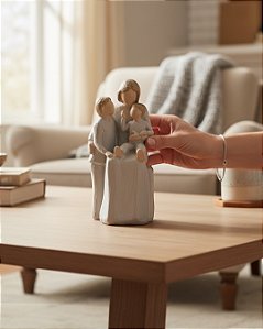 ESTATUETA MÃE COM FILHOS DECORATIVO