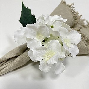 CONJUNTO 4 ANÉIS PARA GUARDANAPOS HORTÊNCIA BRANCO