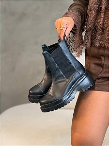 Coturno Feminino Chelsea Gabi Preto