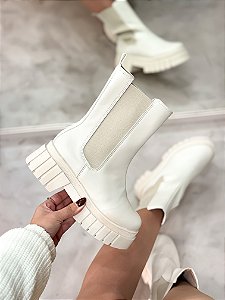 Coturno Feminino Cali Chelsea Off-white em Couro