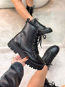 Coturno Feminino Carol Preto