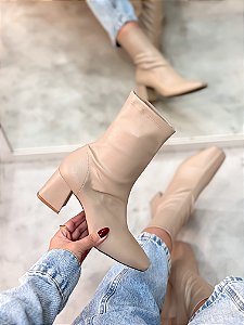 Bota Feminina Naty em Strech Nude