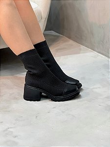 Bota Feminina Melanie em Meia Preta
