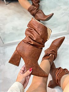 Bota Feminina Slouch Elen Caramelo Destroyed