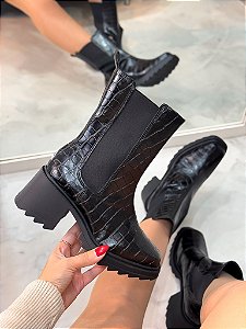Bota Feminina Malu Chelsea Preta Croco