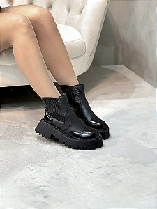 Coturno Feminino Milla Preto em Couro Legítimo