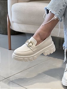 Mocassim Feminino tratorado Beca Off-White