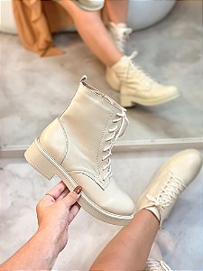 Coturno Feminino Kelly Off-white em Couro legítimo