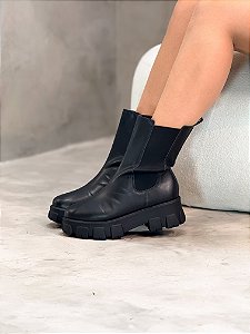 Coturno Feminino Chelsea Laura Preto