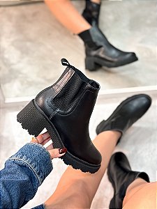Coturno Feminino Meg Preto Chelsea